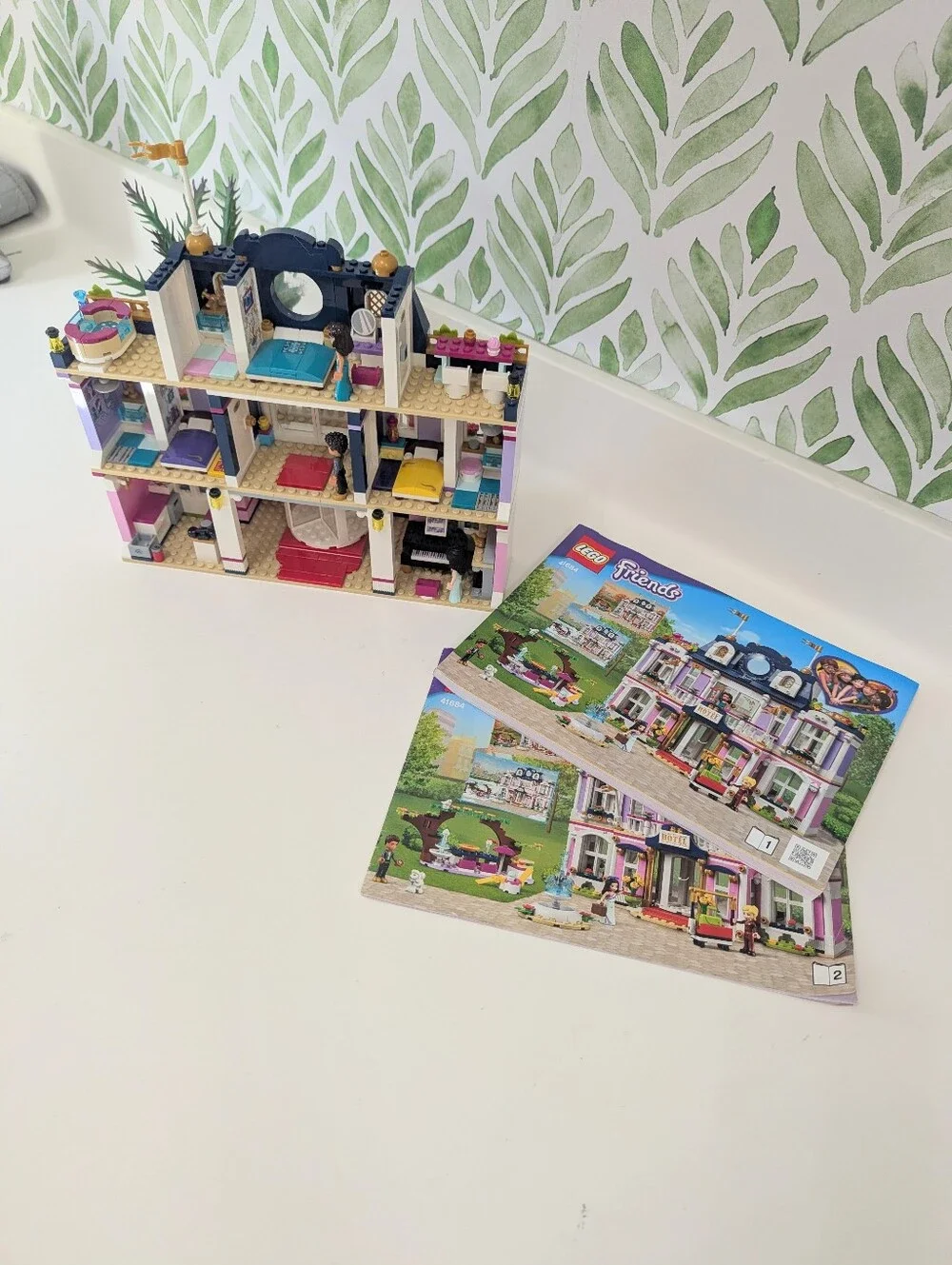 LEGO 41684 FRIENDS: Heartlake City Grand Hotel With Instructions